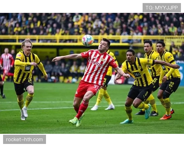 齐米卡斯本赛季英超表现稳健，左路攻防持续提升