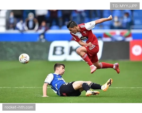 不来梅近期战术体系解析：攻防转换与中场组织走势清晰