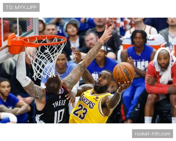 韦德季后赛突破率提升显著 拉开防守创造关键得分