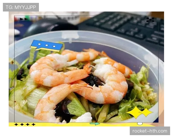 吕小军这把年纪还在举重台硬刚，训练餐吃得比年轻人还狠？